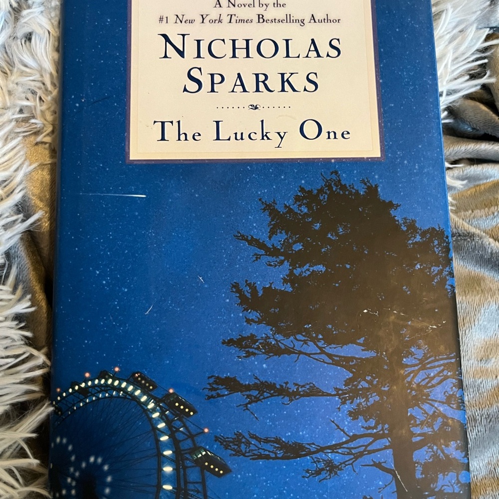 The Lucky One by Nicholas Sparks Hardcover